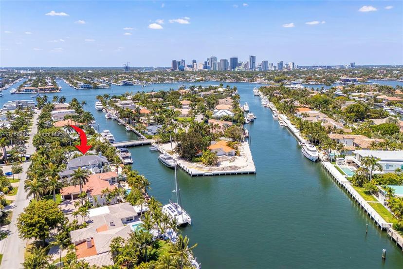 Picture of 2561 Lucille Dr, Fort Lauderdale FL 33316