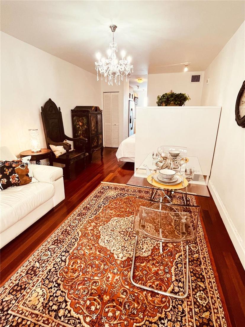 Picture of 1340 Drexel Ave # 406, Miami Beach FL 33139
