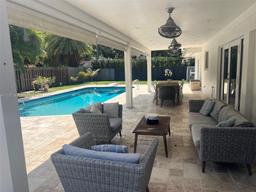 Picture of 2210 NE 202Nd St, Miami, FL 33180