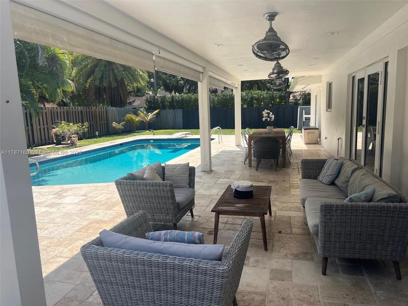 Picture of 2210 NE 202Nd St, Miami FL 33180