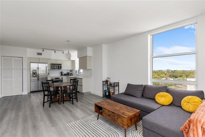Picture of 4250 Biscayne Blvd # 709, Miami FL 33137