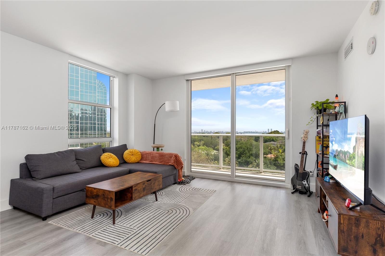Picture of 4250 Biscayne Blvd # 709, Miami, FL 33137