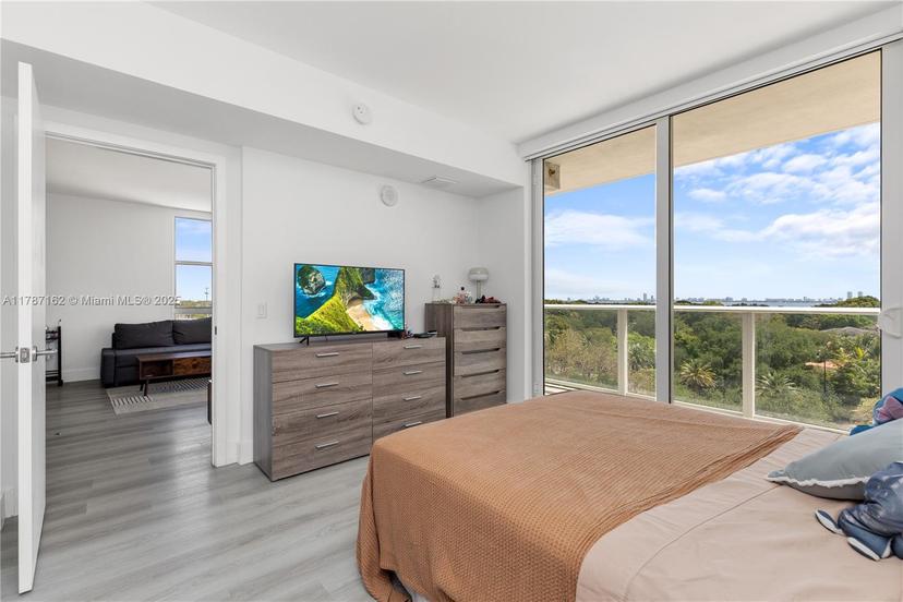 Picture of 4250 Biscayne Blvd # 709, Miami FL 33137