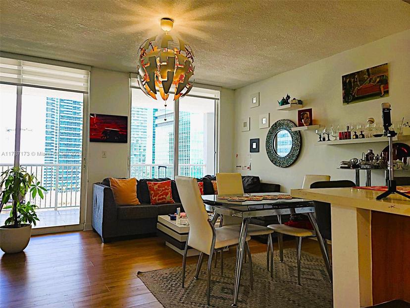 Picture of 170 SE 14Th St # 2907, Miami FL 33131