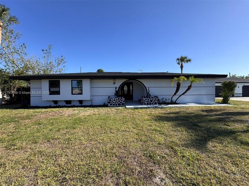 Picture of 20295 Lorenzo Ave, Port Charlotte FL 33952