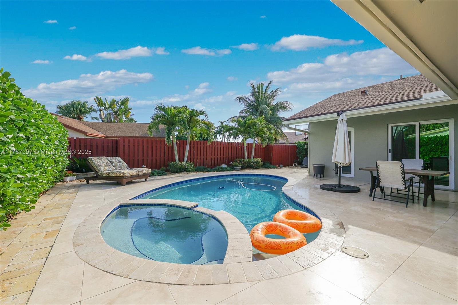 Picture of 16780 Redwood Way, Weston, FL 33326