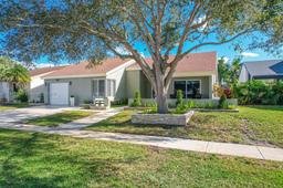 Picture of 16780 Redwood Way, Weston, FL 33326