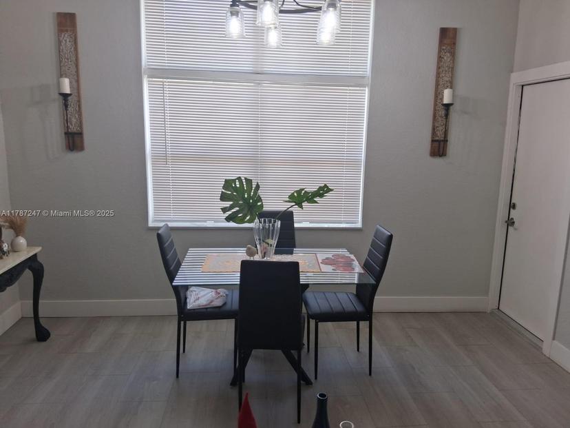 Picture of 8013 W 6Th Ave # K, Hialeah FL 33014