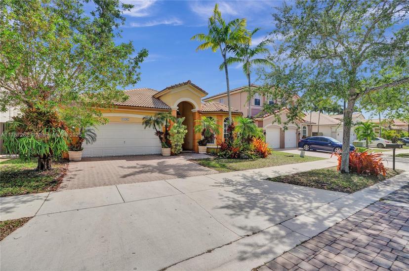 Picture of 11242 NW 77Th Ter, Doral FL 33178