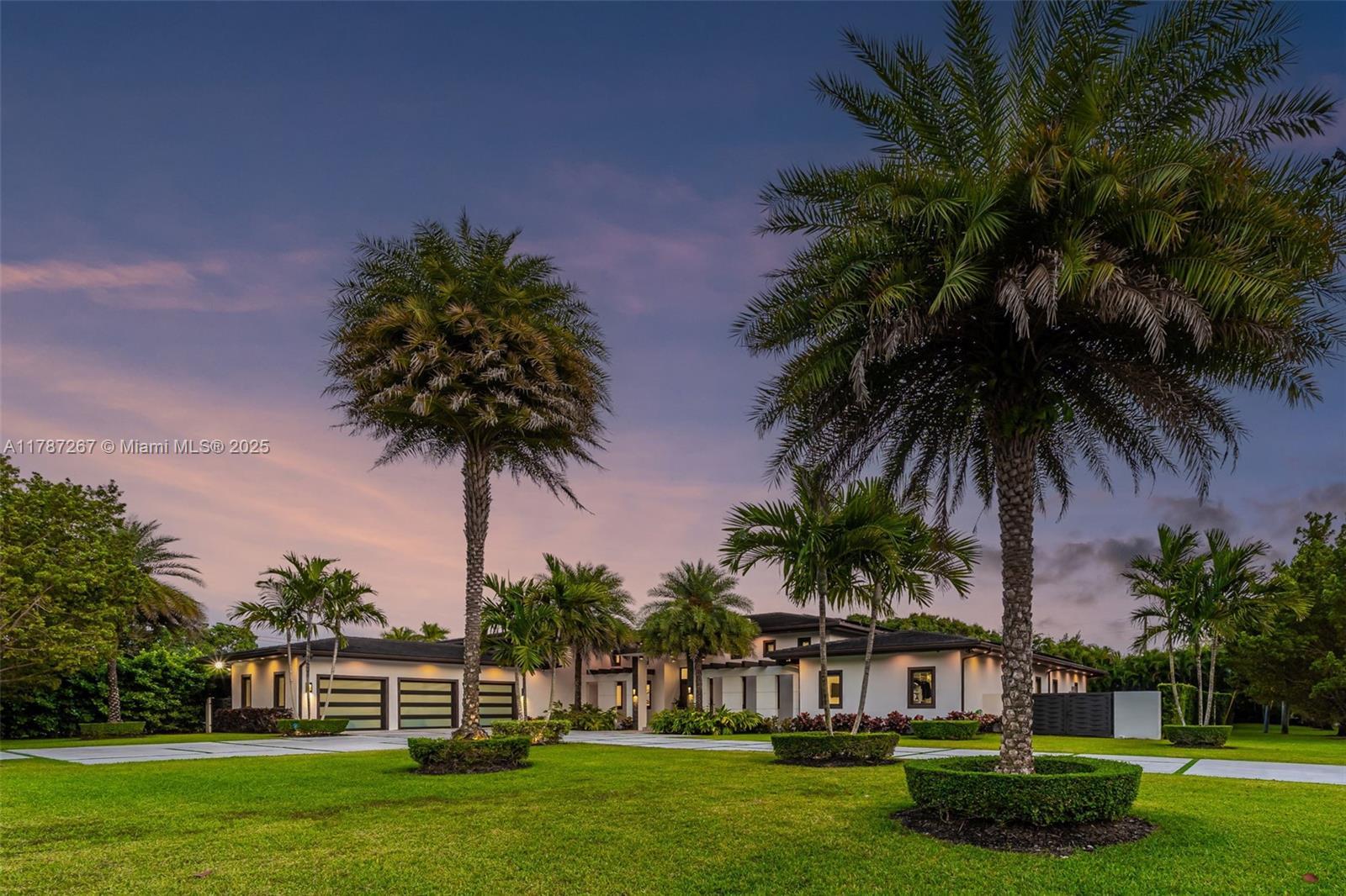 Picture of 9150 SW 124Th St, Miami, FL 33176