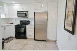 Picture of 8901 Hollybrook # 206, Hollywood, FL 33025