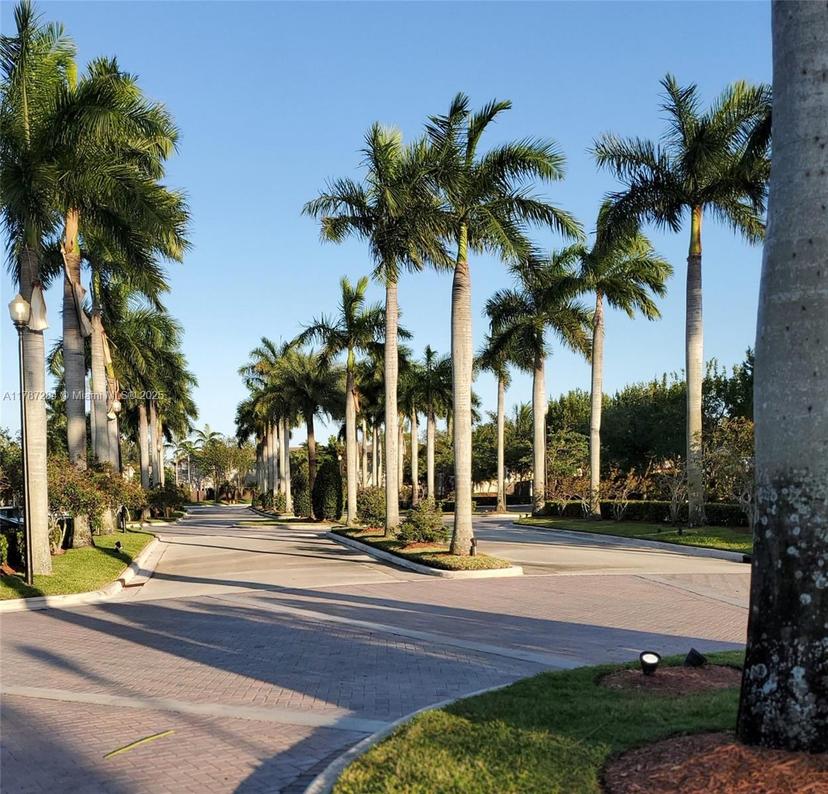 Picture of 9219 SW 227Th St # 12, Cutler Bay FL 33190