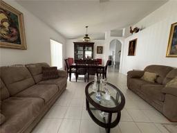 Picture of 1142 NW 130Th Ave, Pembroke Pines, FL 33028