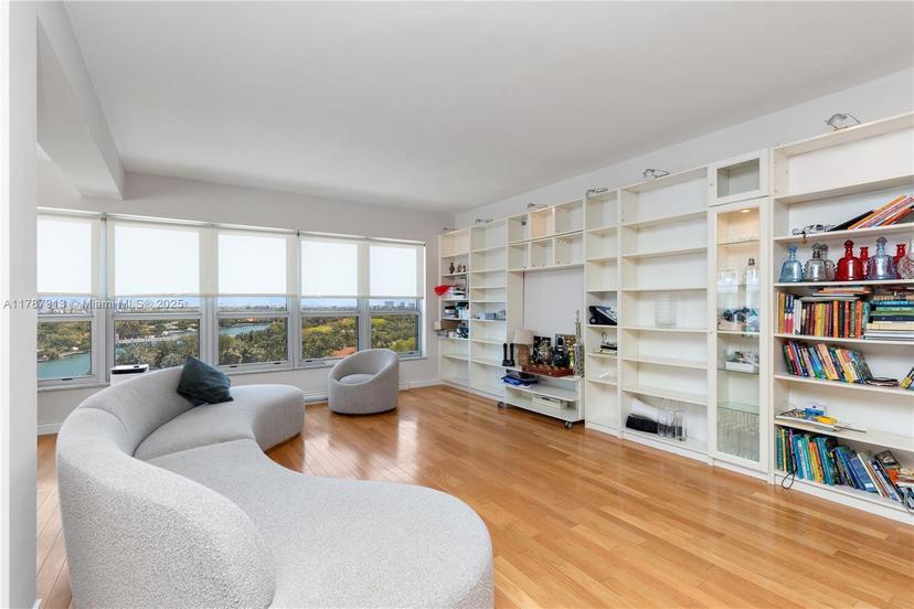 Picture of 9102 W Bay Harbor Dr # 10D, Bay Harbor Islands FL 33154