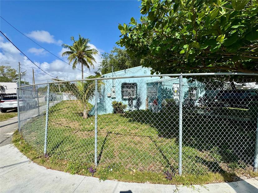 Picture of 6400 NW 1St Pl, Miami FL 33150