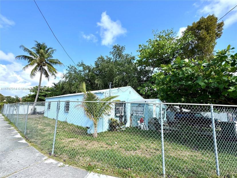 Picture of 6400 NW 1St Pl, Miami FL 33150