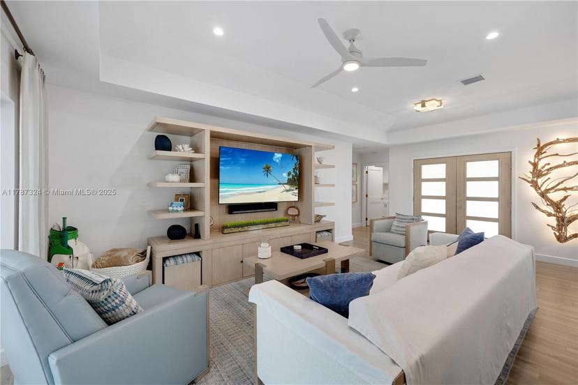 Picture of 64 Tarpoon Lane, Key Largo FL 33037