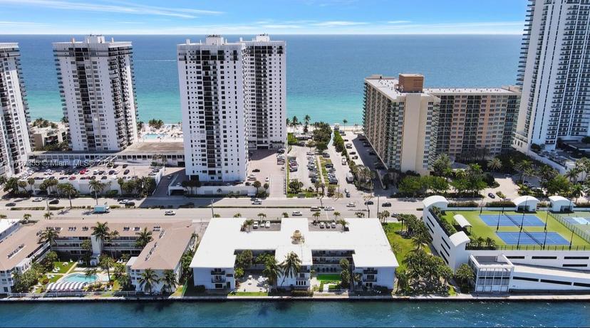 Picture of 2600 S Ocean Dr # S111, Hollywood FL 33019