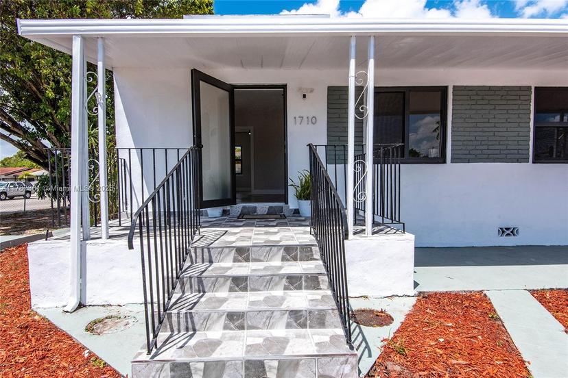 Picture of 1710 E 6Th Ave, Hialeah FL 33010