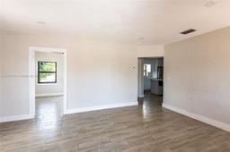 Picture of 1710 E 6Th Ave, Hialeah, FL 33010