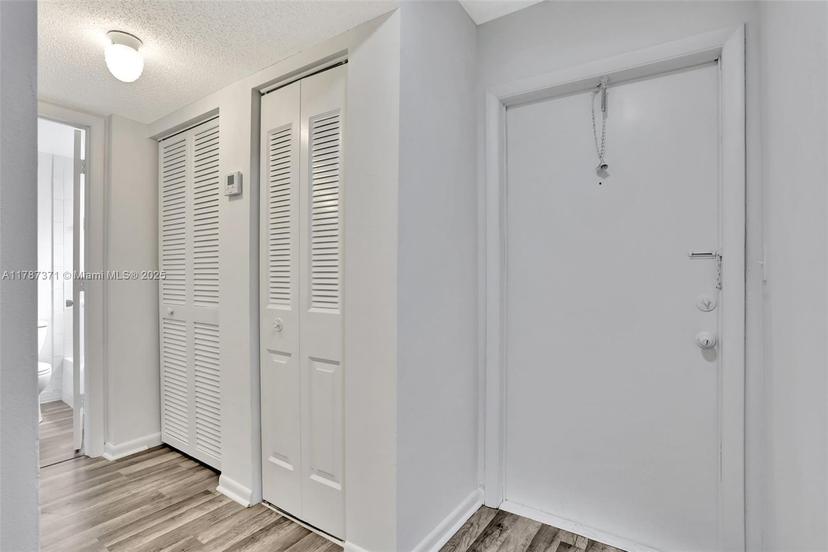 Picture of 8400 Lagos De Campo Blvd # 212, Tamarac FL 33321