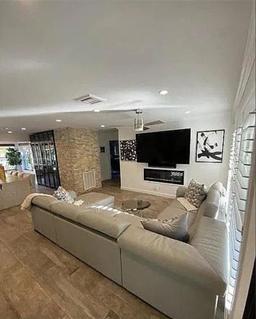 Picture of 1614 SE 10Th Ave, Deerfield Beach, FL 33441
