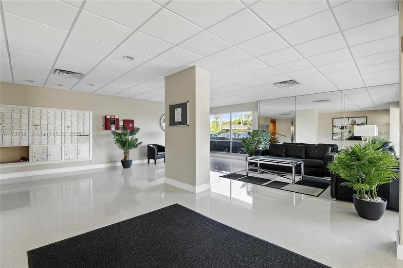Picture of 1831 NE 38Th St # 402, Oakland Park FL 33308