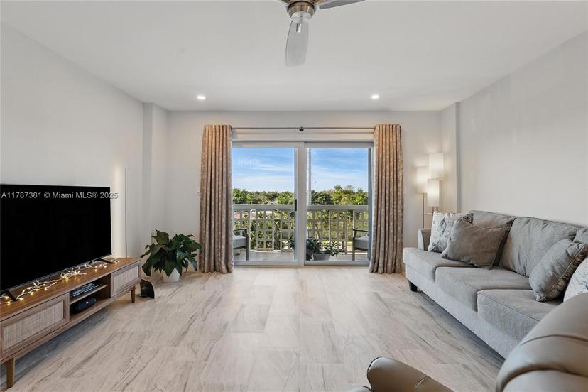 Picture of 1831 NE 38Th St # 402, Oakland Park FL 33308