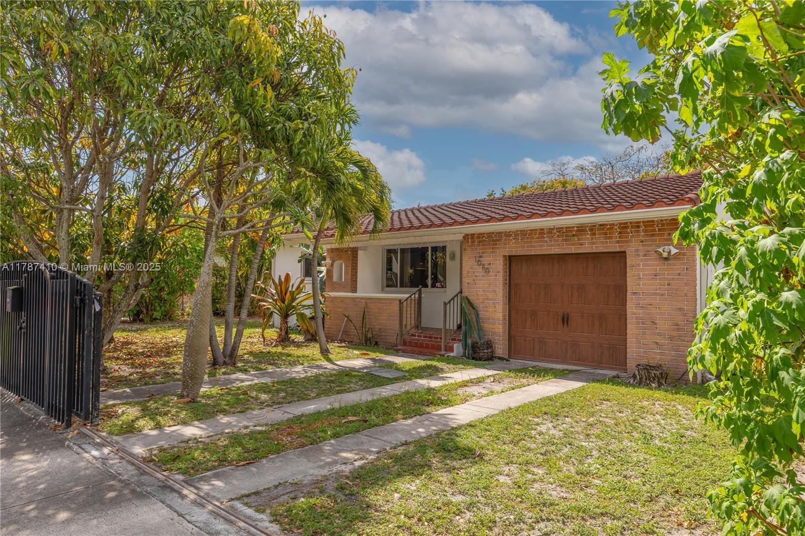 Picture of 1080 NW 134Th St, North Miami, FL 33168