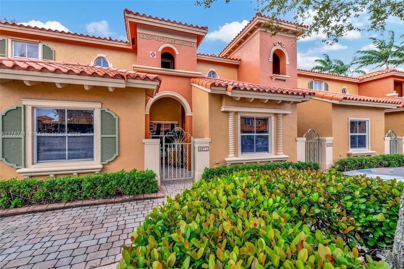 Picture of 4971 Leeward Ln # 3004, Dania Beach FL 33312