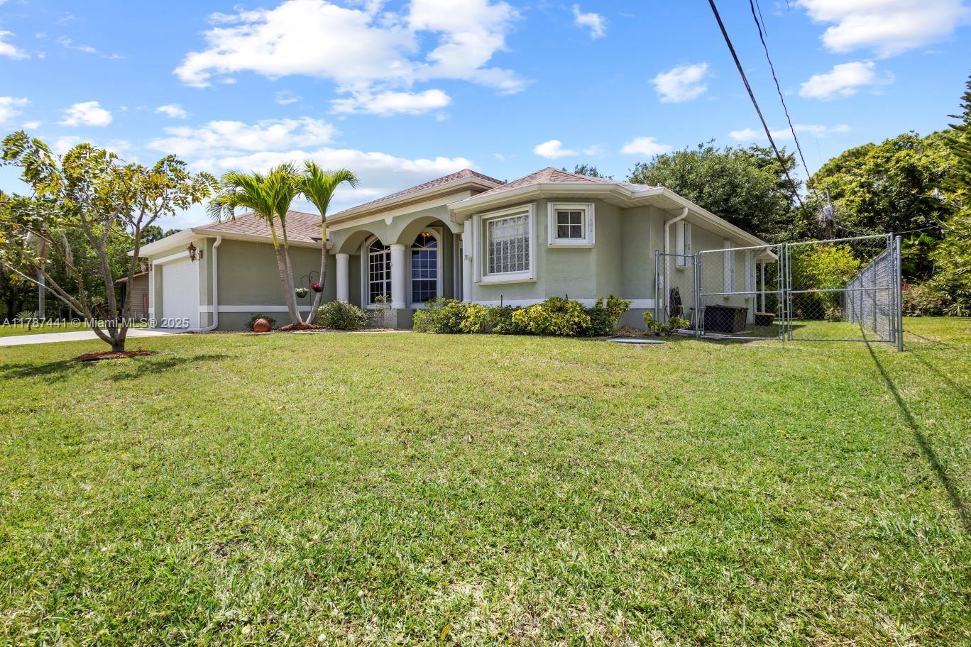 Picture of 2532 SE Leithgow St, Port St. Lucie, FL 34952