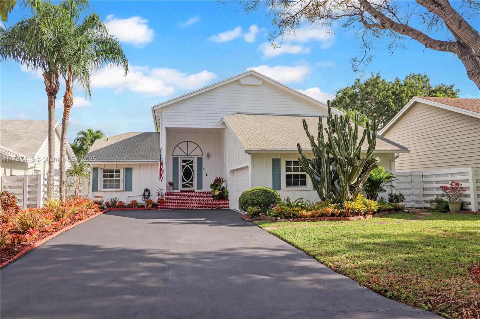Picture of 14293 SW 150Th Ter, Miami, FL 33186