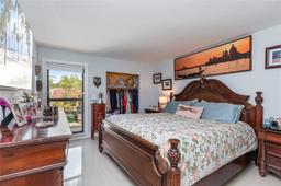 Picture of 8956 Palm Tree Ln # 8956, Pembroke Pines, FL 33024