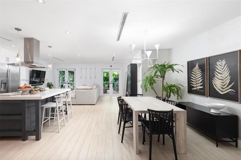 Picture of 3231 Monegro St, Coral Gables FL 33134