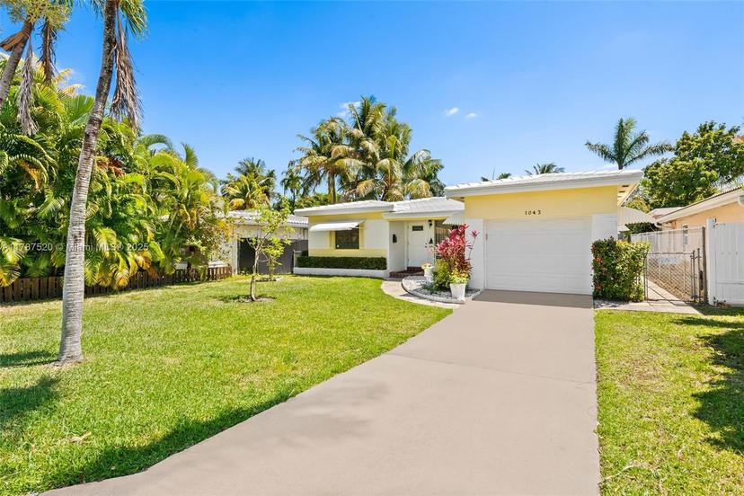 Picture of 1042 Lincoln St, Hollywood FL 33019
