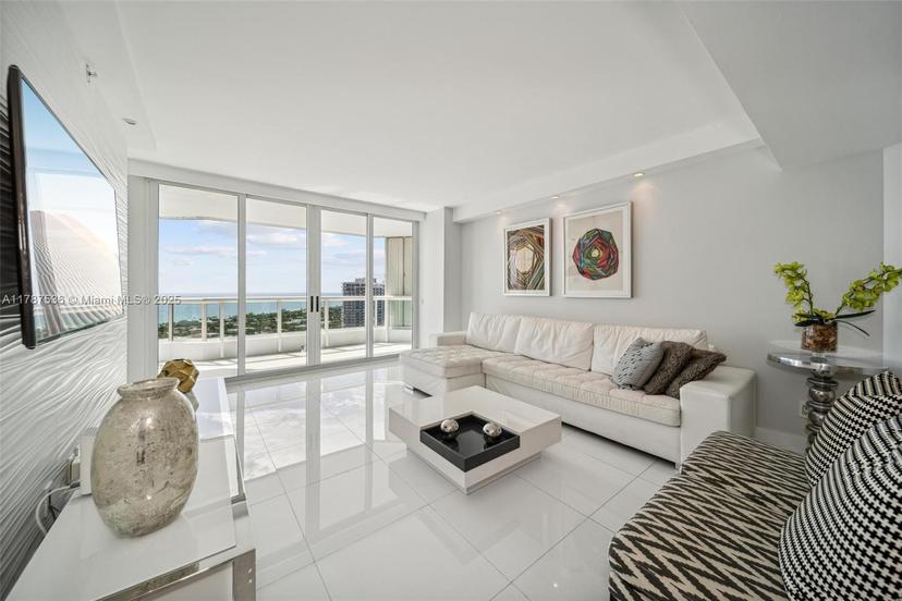 Picture of 21055 Yacht Club Dr # 3101, Aventura FL 33180