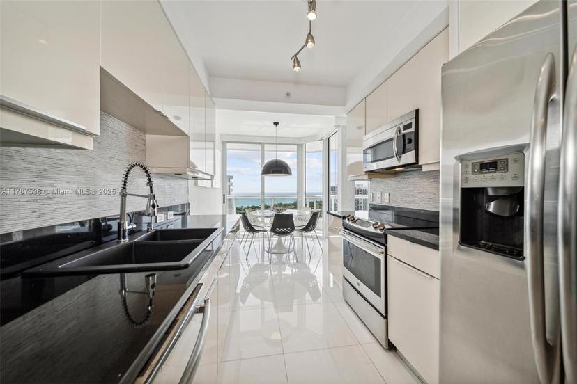 Picture of 21055 Yacht Club Dr # 3101, Aventura FL 33180
