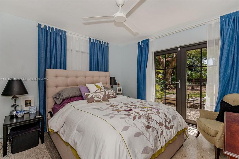 Picture of 430 NE 132Nd Ter, North Miami FL 33161