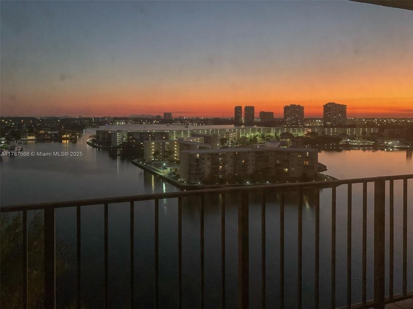 Picture of 18151 NE 31St Ct # 1511, Aventura FL 33160
