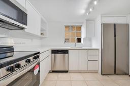 Picture of 8500 SW 109Th Ave # 220, Miami, FL 33173