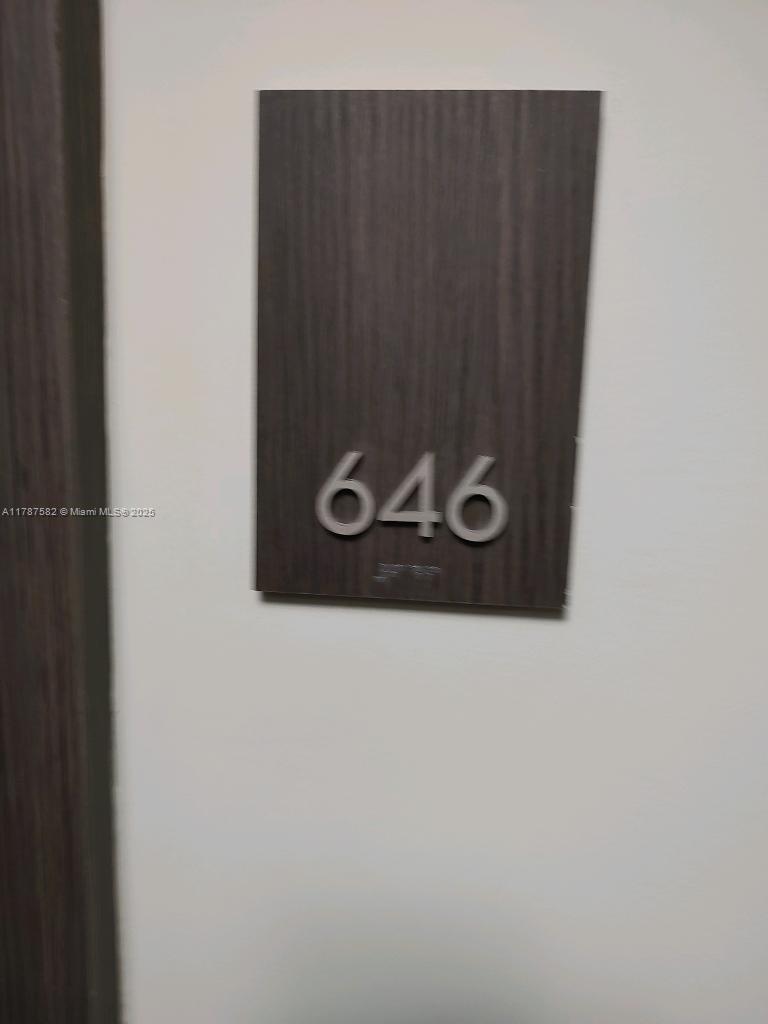 Picture of 20515 E Country Club Dr # 646, Aventura FL 33180