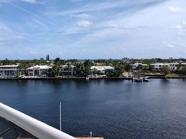 Picture of 20515 E Country Club Dr # 646, Aventura FL 33180