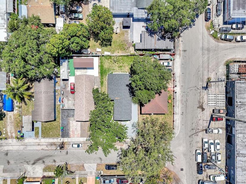 Picture of 3384 NW 52Nd St, Miami FL 33142