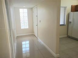 Picture of 16210 Laurel Dr # 203, Weston, FL 33326