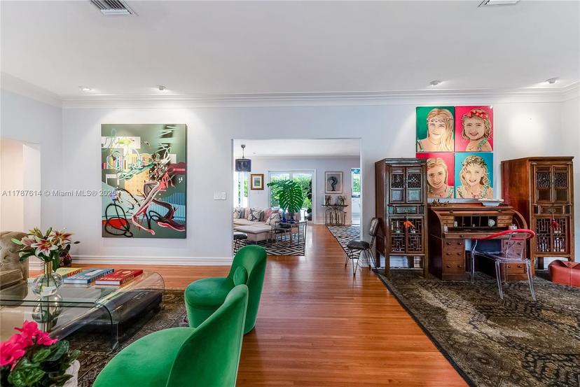 Picture of 4404 Alhambra Cir, Coral Gables FL 33146