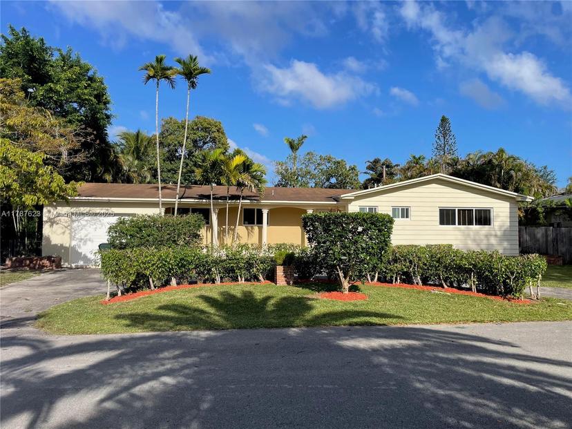 Picture of 5965 SW 64Th Pl, South Miami FL 33143