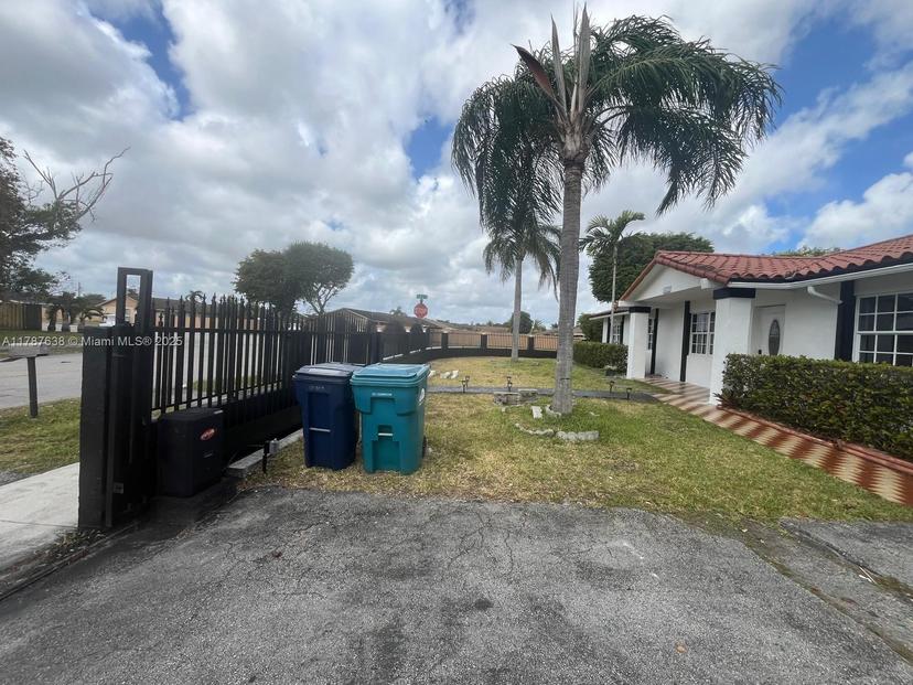 Picture of 15171 SW 70Th St, Miami FL 33193