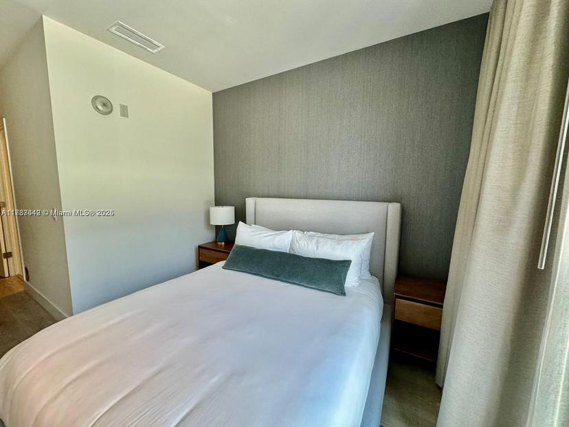 Picture of 229 SW 9Th St # 209, Miami FL 33130