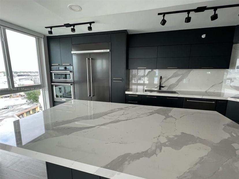 Picture of 1688 West Ave # 901, Miami Beach FL 33139