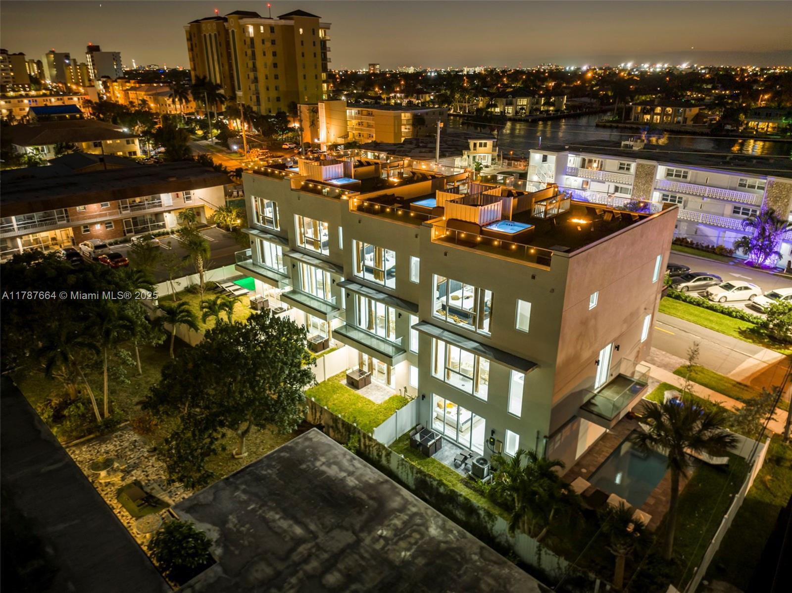 Picture of 1002 N Riverside Drive, Pompano Beach, FL 33062